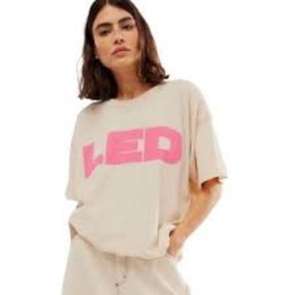 DAYDREAMER LED ZEPPELIN SHORT SLEEVE BEIGE PINK WOMEN T-SHIRT SIZE XS NEW - Picture 7 of 7
